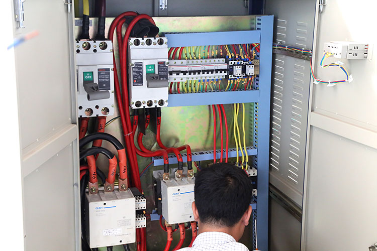 進行配電接線