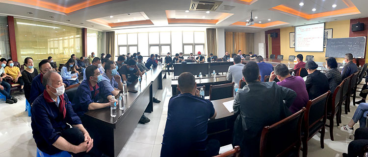 泵應(yīng)用選型知識討論會現(xiàn)場