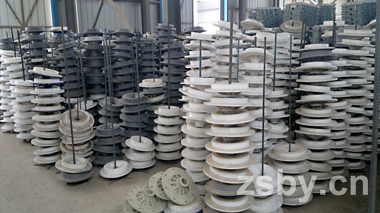 宙斯泵業(yè)塑料泵蓋庫(kù)存