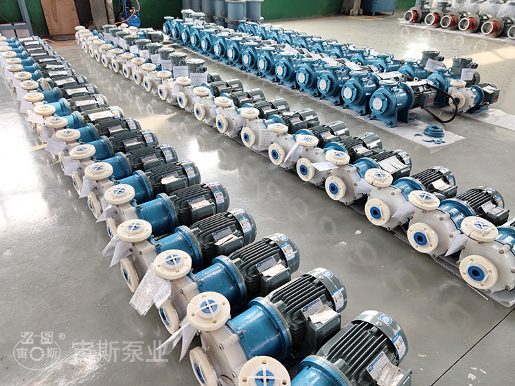 CQB系列磁力泵生產(chǎn)場景
